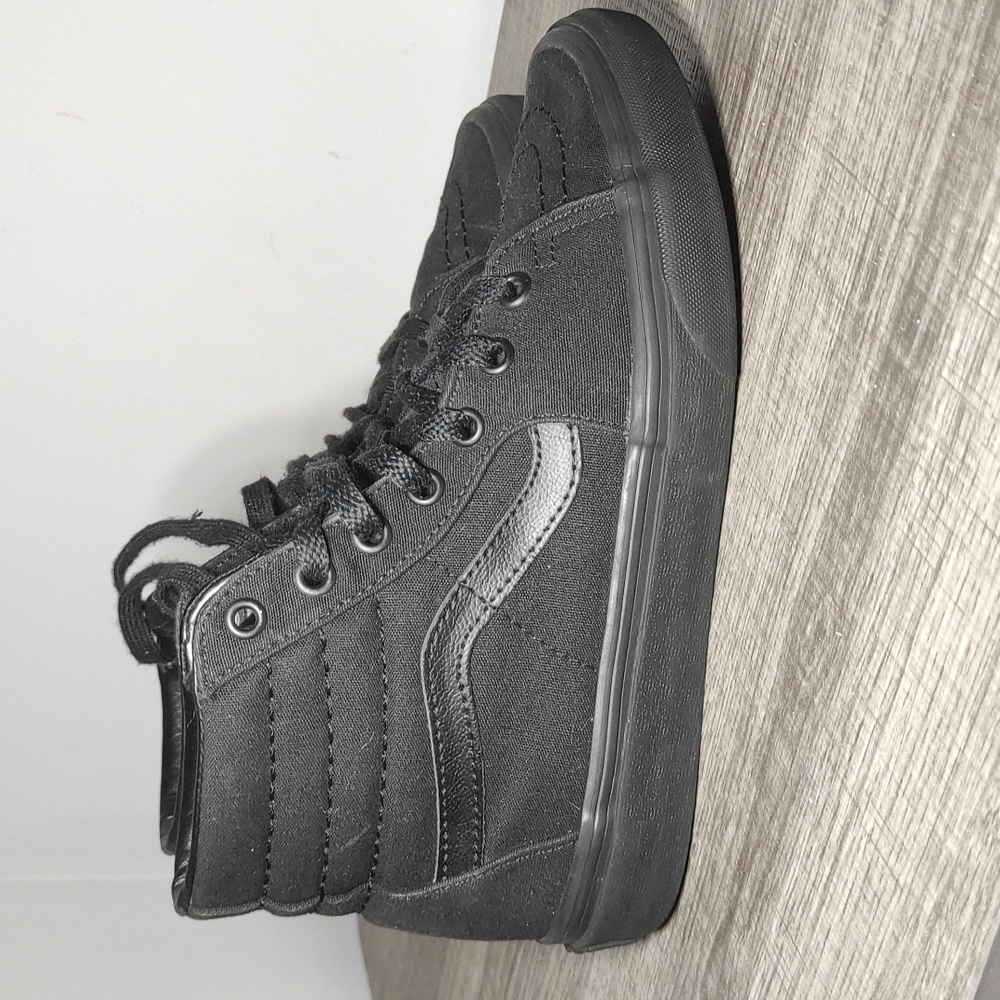 Vans Canvas Sk8-Hi Sneakers size 7 women / 5.5 men
